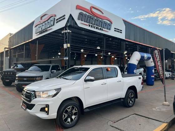 TOYOTA HILUX 2.8 SRV 4X4 CD 16V DIESEL 4P AUTOMÁTICO